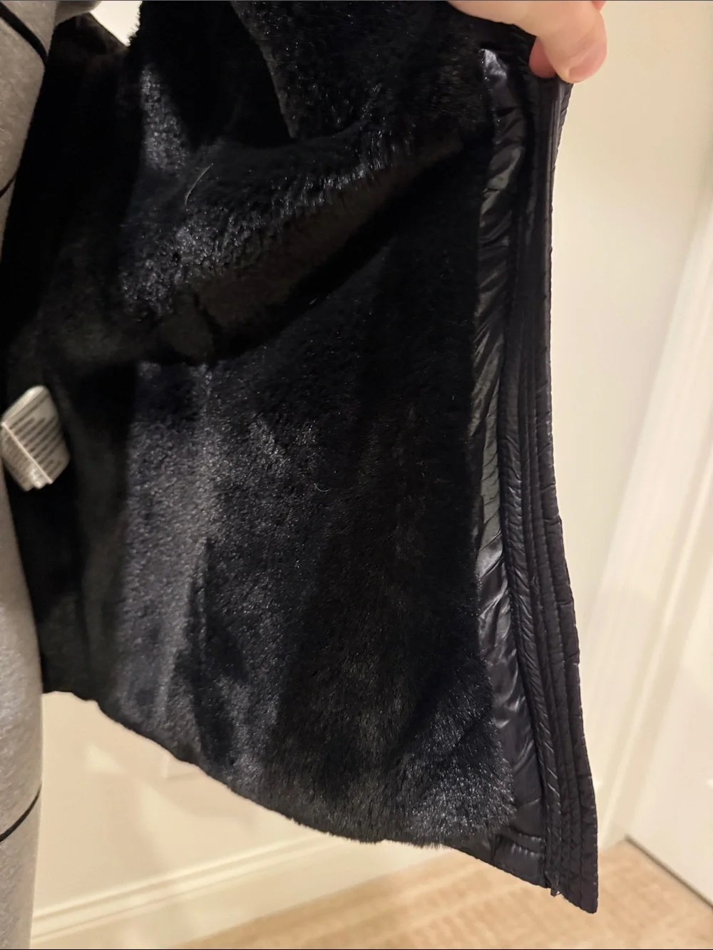 Michael Kors Black Quilted Vest with Faux-Fur Collar